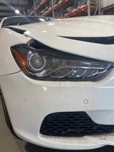 Load image into Gallery viewer, Headlight Lamp Assembly 2014 - NW667266
