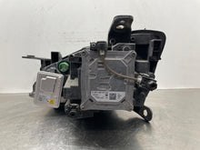 Load image into Gallery viewer, Headlight Lamp Assembly 2014 - NW667266