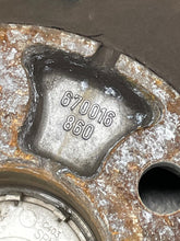 Load image into Gallery viewer, Wheel Rim 2014 - NW667199