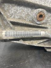 Load image into Gallery viewer, TRANSFER CASE F250SD Pickup F350SD Pickup F450SD Pickup F550SD Pickup 03-10 - NW667651