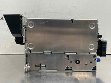 Load image into Gallery viewer, RADIO BMW 525i 530i 550i 2006 06 2007 07 AM FM CD NAV - NW666962