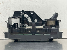 Load image into Gallery viewer, AC HEATER TEMP CONTROL Jetta Golf Rabbit 05 06 07 08 09 - NW668557