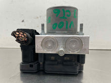 Load image into Gallery viewer, ABS Pump CT6 2017 - NW668496