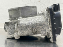 Load image into Gallery viewer, THROTTLE BODY Toyota Highlander Camry Scion TC Rav 4 Sienna Venza 2009 09 10 11 - NW668825