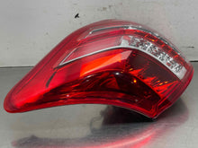 Load image into Gallery viewer, TAIL LIGHT LAMP ASSEMBLY Toyota Rav4 09 10 11 12 Right - NW669252