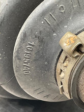 Load image into Gallery viewer, Axle Shaft GRAND CHEROKEE 2016 - NW669693