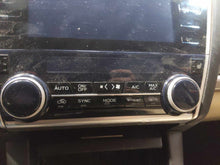 Load image into Gallery viewer, TEMPERATURE CONTROLS Subaru Legacy 2018 18 2019 19 - NW669618