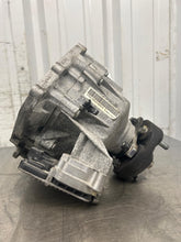 Load image into Gallery viewer, TRANSFER CASE Hyundai Genesis 2015 15 2016 16 2017 17 - NW670255