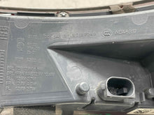 Load image into Gallery viewer, Tail Lamp Light Mercedes-Benz SL55 2015 - NW670655