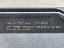 Load image into Gallery viewer, Computer 2022 - NW670916