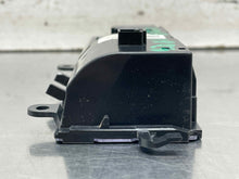 Load image into Gallery viewer, Temperature Controls VOLVO XC90 2018 - NW680433