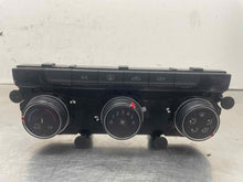 Load image into Gallery viewer, Temperature Controls Volkswagen Jetta 2019 - NW671666