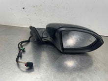 Load image into Gallery viewer, Side View Door Mirror Volkswagen Jetta 2019 - NW671532