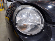 Load image into Gallery viewer, HEADLIGHT LAMP ASSEMBLY Ford Thunderbird 02 03 04 05 Right - NW671781