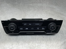 Load image into Gallery viewer, Temperature Controls Honda CR-V 2018 - NW672110