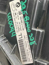 Load image into Gallery viewer, HEADLIGHT LAMP ASSEMBLY 320i 328D 328i 335i Active 3 12-15 Right - NW672019
