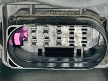 Load image into Gallery viewer, HEADLIGHT LAMP ASSEMBLY C250 C300 C350 C63 2011 11 Left - NW671559