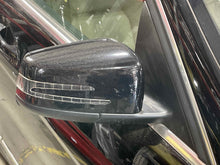 Load image into Gallery viewer, SIDE VIEW DOOR MIRROR C250 C300 C350 C63 2010 10 2011 11 Right - NW671737