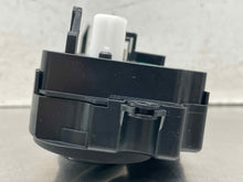 Load image into Gallery viewer, Temperature Controls Volkswagen Beetle 2014 - NW672339