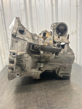 Load image into Gallery viewer, Transmission Mitsubishi Eclipse 2005 - NW672761