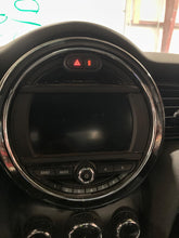 Load image into Gallery viewer, Info-Gps Screen MINI COOPER 2019 - NW673937