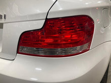 Load image into Gallery viewer, TAIL LIGHT LAMP ASSEMBLY BMW 128i 135i 08 09 10 11 Right - NW674280