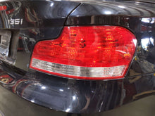 Load image into Gallery viewer, TAIL LIGHT LAMP ASSEMBLY BMW 128i 135i 08 09 10 11 Right - NW674134