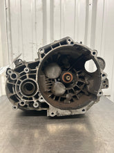 Load image into Gallery viewer, MANUAL TRANSMISSION Audi TT 2000 00 2001 01 2002 02 - NW674897