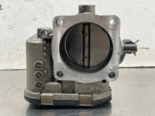 Load image into Gallery viewer, THROTTLE BODY Beetle Jetta Golf 99 00 01 02 03 04 05 06 - NW674783