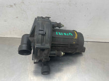 Load image into Gallery viewer, AIR INJECTION PUMP SMOG Audi A6 TT S6 A4 Allroad Passat 1997 97 1998 98 99 - 03 - NW674694
