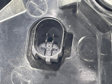 Load image into Gallery viewer, Tail Lamp Light PORSCHE PANAMERA 2010 - NW675582