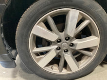 Load image into Gallery viewer, WHEEL RIM Pathfinder 13-16 20x7-1/2 ALLOY 20x7-1/2, 5 lug, 4-1/2" - NW676445