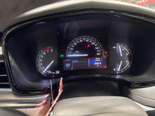 Load image into Gallery viewer, Speedometer Cluster Cadillac XT5 2018 - NW676566