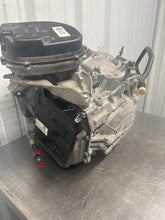 Load image into Gallery viewer, Transmission Cadillac XT5 2018 - NW676153