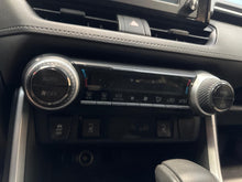 Load image into Gallery viewer, Temperature Controls RAV4 2019 - NW678093