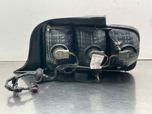 Load image into Gallery viewer, TAIL LIGHT LAMP ASSEMBLY Ford Mustang 05 06 07 08 09 Left - NW677348