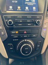 Load image into Gallery viewer, Temperature Controls Hyundai Santa Fe 2017 - NW678090