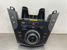 Load image into Gallery viewer, Temperature Controls Hyundai Santa Fe 2017 - NW678090