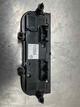 Load image into Gallery viewer, TEMPERATURE CONTROLS Volkswagen Golf 2015 15 2016 16 2017 17 - NW678492