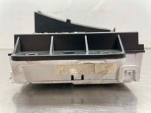Load image into Gallery viewer, Speedometer Cluster Buick Lacrosse 2009 - NW679542