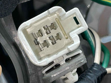 Load image into Gallery viewer, OUTER TAIL LIGHT LAMP Toyota Corolla 2009 09 2010 10 Right - NW680697