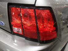 Load image into Gallery viewer, TAIL LIGHT LAMP ASSEMBLY Ford Mustang 99 00 01 02 03 04 Right - NW680848