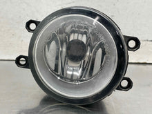 Load image into Gallery viewer, Fog Light Scion XA Solara Camry 2006 06 2007 07 2008 08 09 10 11 12 Right - NW681843