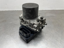Load image into Gallery viewer, ABS ANTI-LOCK BRAKE PUMP Highlander 2011 11 2012 12 2013 13 - NW681643