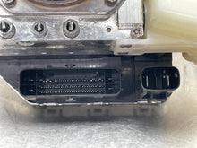 Load image into Gallery viewer, ABS Pump Alfa Romeo Stelvio 2018 - NW681725