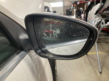 Load image into Gallery viewer, SIDE VIEW DOOR MIRROR Volkswagen EOS 09 10 11 12 13 14 15 Right - NW683777