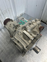 Load image into Gallery viewer, TRANSFER CASE Dodge Durango Jeep Grand Cherokee 2011-2020 - NW683611