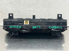 Load image into Gallery viewer, TEMPERATURE CONTROLS Toyota Corolla 2017 17 - NW684281