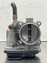 Load image into Gallery viewer, Throttle Body Toyota Corolla 2017 - NW684310
