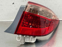 Load image into Gallery viewer, OUTER TAIL LIGHT LAMP Corolla 2017 17 2018 18 2019 19 Right - NW684313